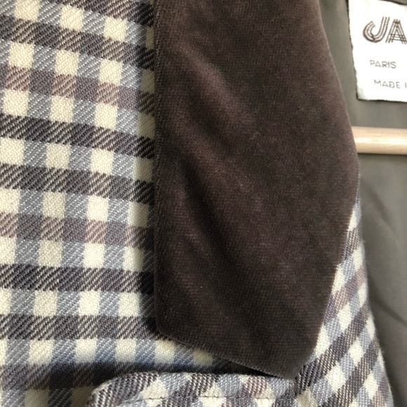 Grey and Taupe Plaid Cropped Blazer - Picture 6 of 10